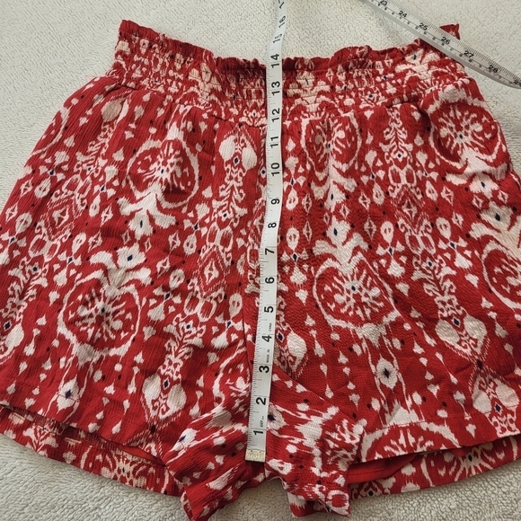 Knox Rose Red Flowy Boho Pull-On Lined Shorts Smoked Waist Women's Size Med - Picture 7 of 8
